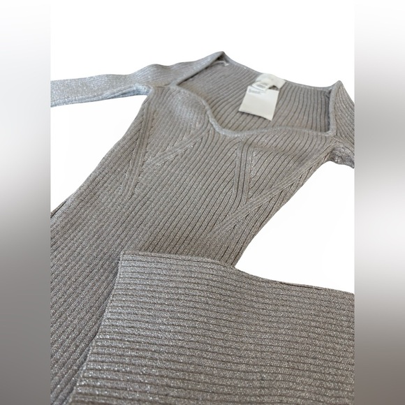 NWT H&M Ltd Ed Shimmer Rib-knit Fitted Sweater Top Gray | Size XS - Picture 4 of 13